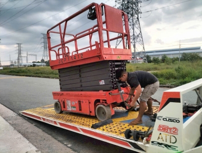 xe-nang-nguoi-cat-keo-tai-mien-nam