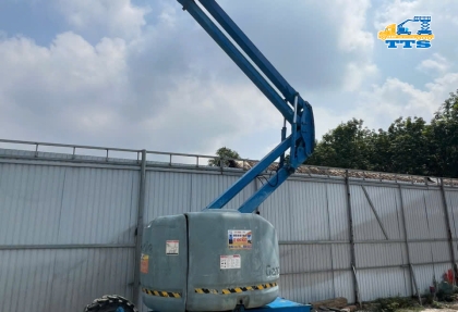 cho-thue-xe-boom-lift-43-met-cho-cong-trinh-tai-kcn-minh-hung-binh-phuoc
